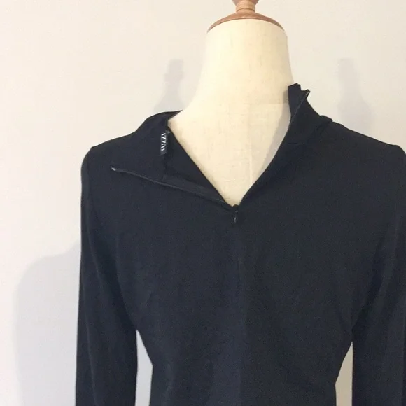 🌟🌟 HOST PICK 🌟🌟Tuzzi   black detailed high neck top - Picture 7 of 7